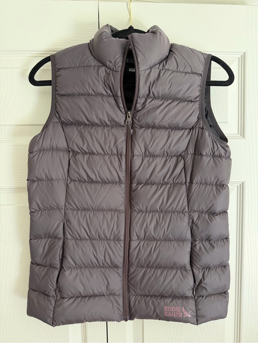 Eddie Bauer Quilted Packable Puffer Vest in Taupe Gray